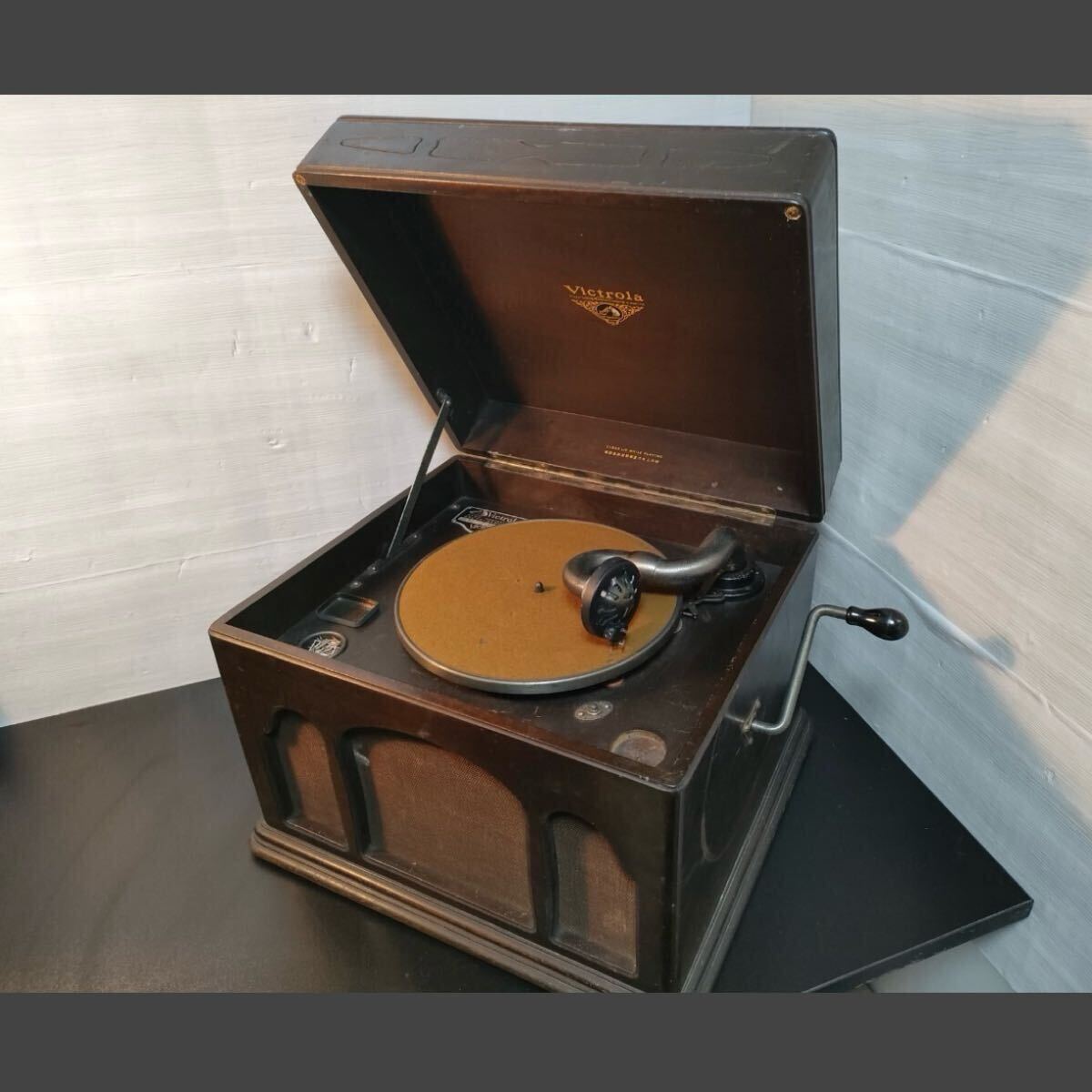 Yahoo!オークション -「蓄音機 ビクター」(本体) (蓄音機)の落札 Yahoo!オークション -「蓄音機 ビクター」(本体) (蓄音機)の落札