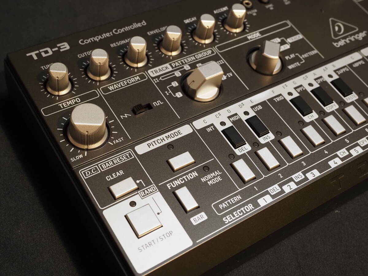 Yahoo!オークション -「)alesis」(音源モジュール) (DTM、DAW)の Yahoo!オークション -「)alesis」(音源モジュール) (DTM、DAW)の