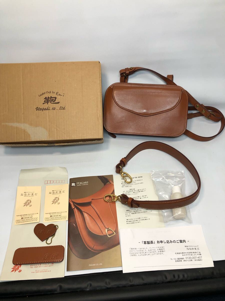 Yahoo!オークション -「leather craft by emi」の落札相場・落札価格 Yahoo!オークション -「leather craft by emi」の落札相場・落札価格