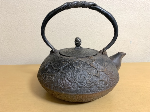 Yahoo!オークション -「松葉」(鉄瓶) (鉄製)の落札相場・落札価格 Yahoo!オークション -「松葉」(鉄瓶) (鉄製)の落札相場・落札価格