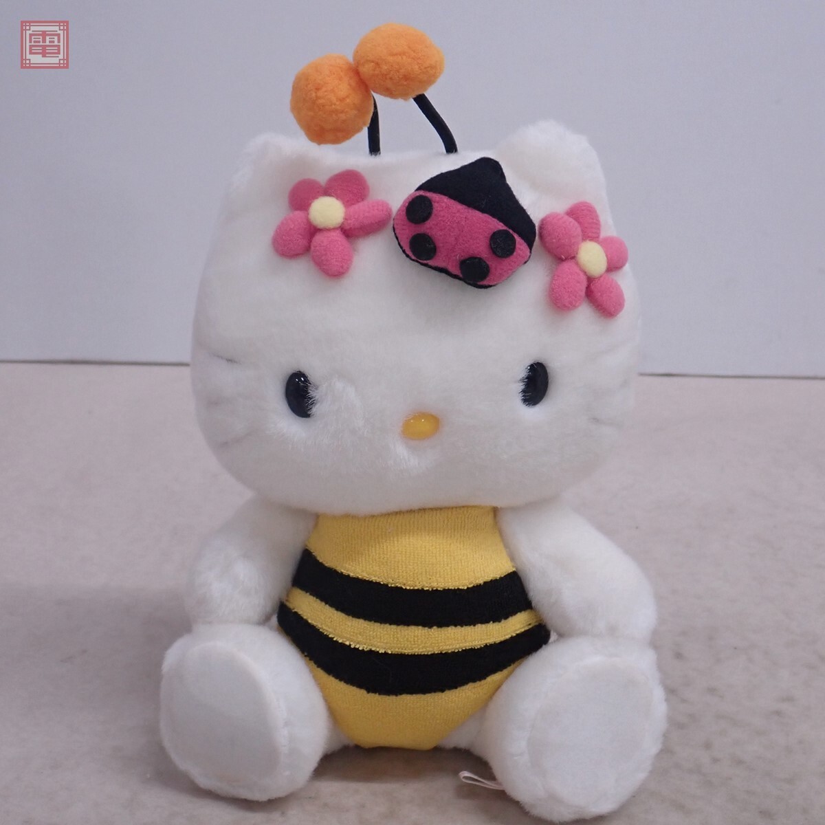 Yahoo!オークション -「キティ vivitix ぬいぐるみ」の落札相場 Yahoo!オークション -「キティ vivitix ぬいぐるみ」の落札相場