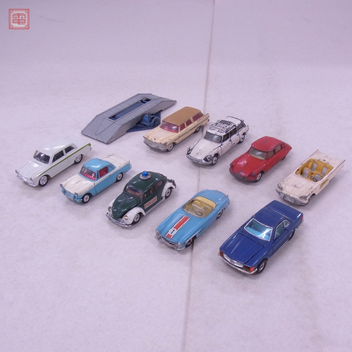 希少☆1/43☆トライアンフ☆ヘラルド☆ヴァンガード社☆イギリス製☆レトロ☆ Yahoo!オークション -「トライアンフ ヘラルド」(ミニカー) の
