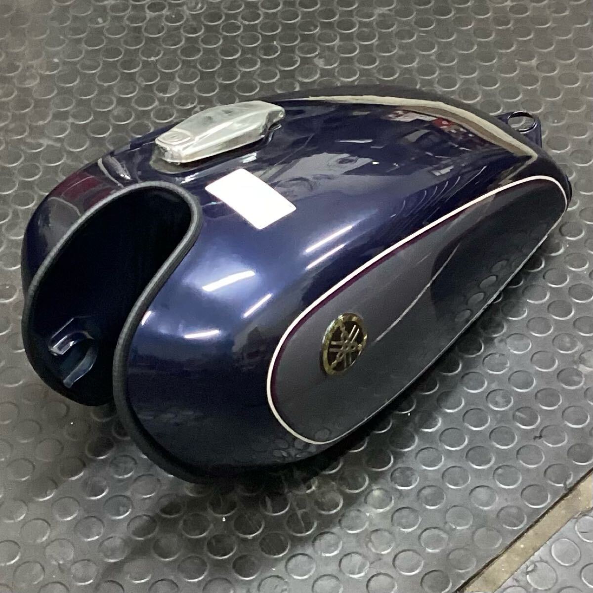 Yahoo!オークション -「sr400純正タンク」の落札相場・落札価格 Yahoo!オークション -「sr400純正タンク」の落札相場・落札価格