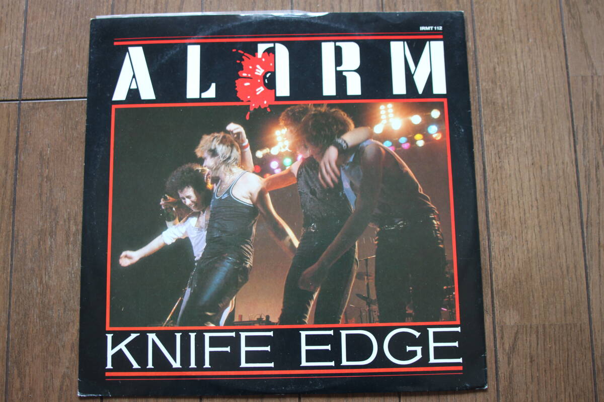 Amazon.co.jp: THE ALARM 1981-1983: ミュージック