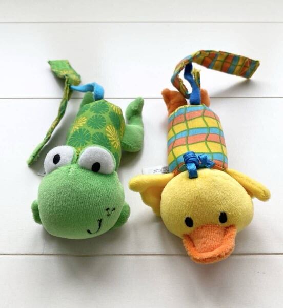ベビーカー おもちゃストラップ ガラガラ おでかけ infantino カエル アヒル