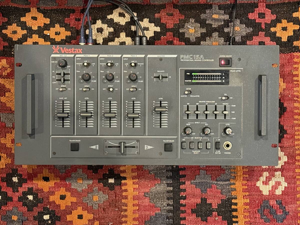 Yahoo!オークション -「vestax」(DJ機器) (楽器、器材)の落札 Yahoo!オークション -「vestax」(DJ機器) (楽器、器材)の落札