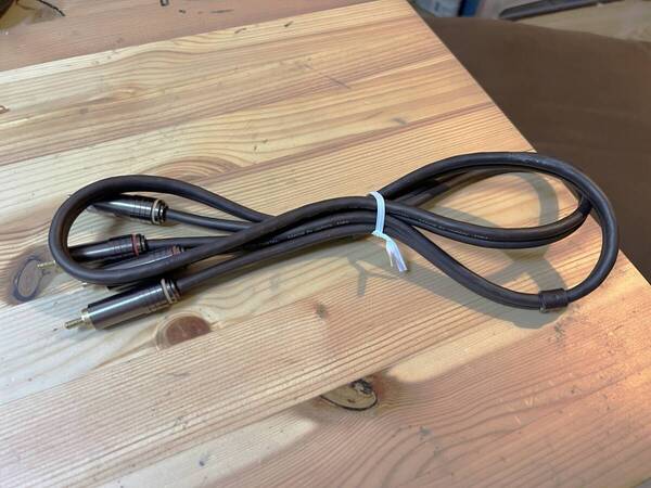 AIWA FLASH HG OFC HIFI AUDIO CORD FOR DIGITAL RCAケーブル 長さ約110㎝ (中古品)
