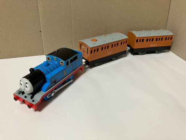 【プラレール】おしゃべりトーマス えいごプラス