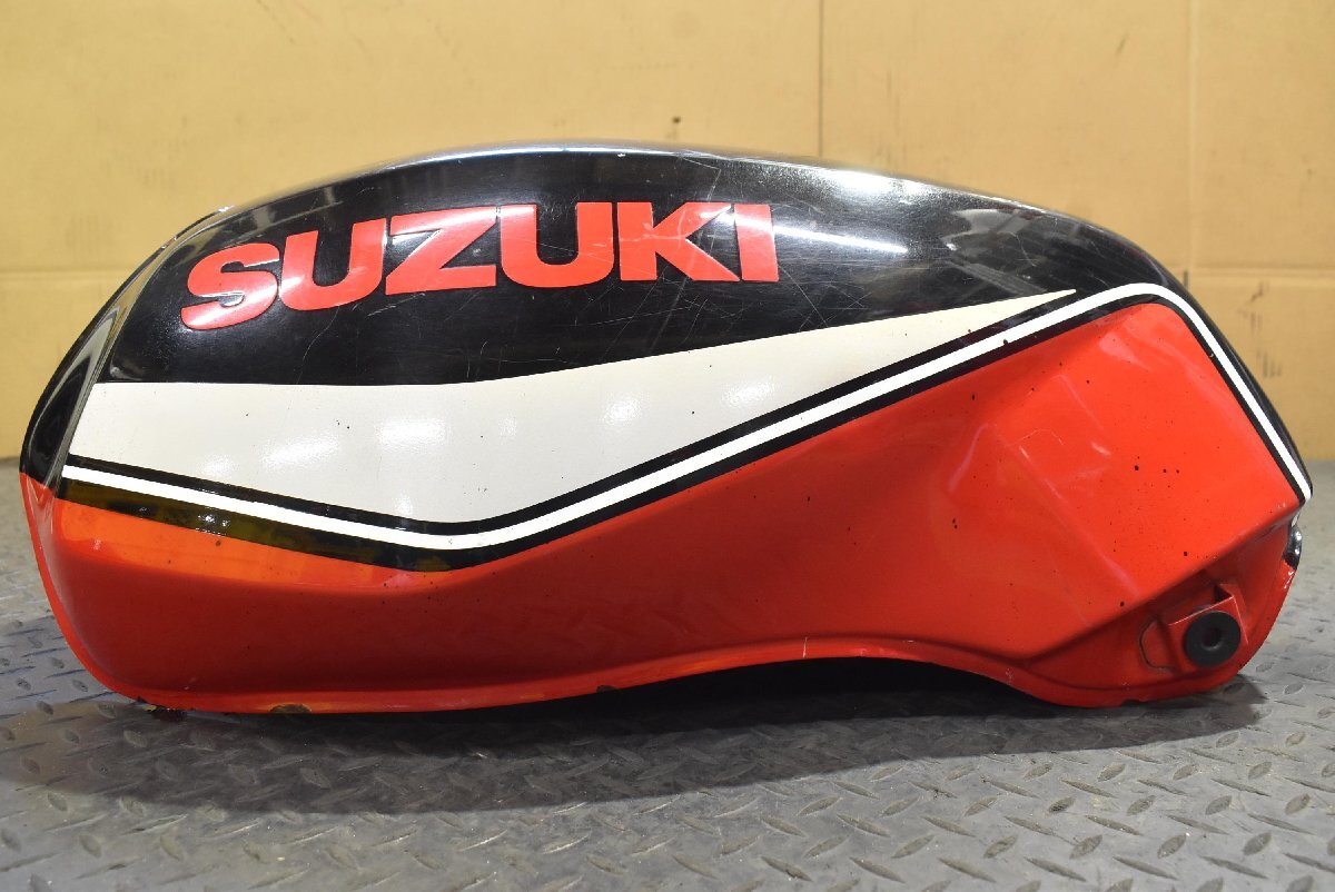 Yahoo!オークション -「gsx400e タンク」の落札相場・落札価格 Yahoo!オークション -「gsx400e タンク」の落札相場・落札価格