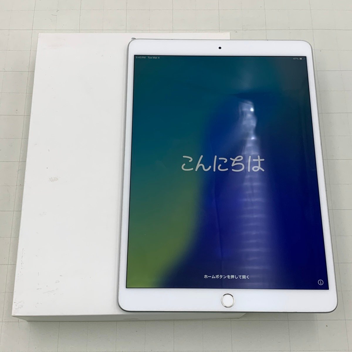 ジャンク】 Apple iPad Air 第3世代 64GB 箱付き - メルカリ