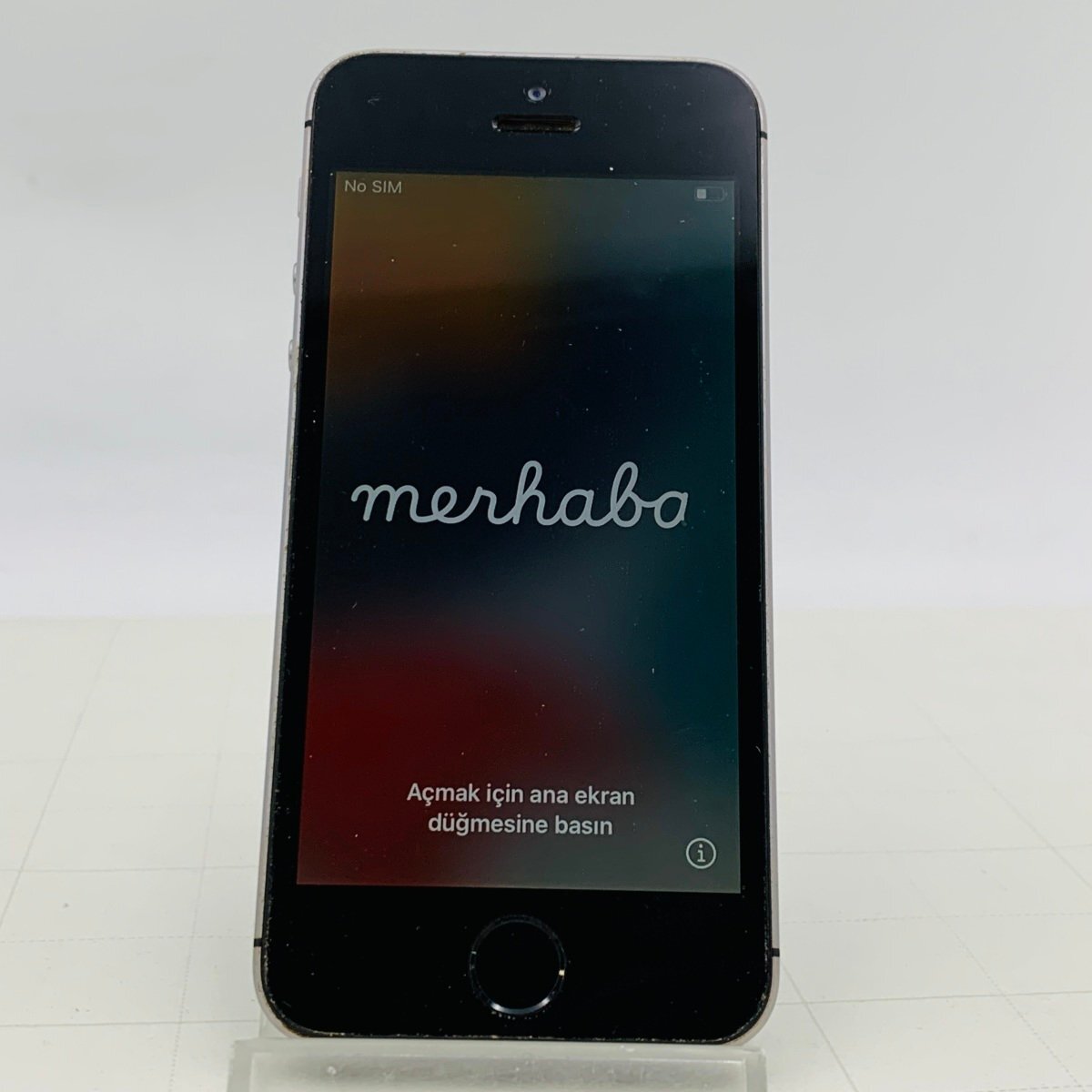 【希少】iPhone SE 64GB スペースグレー レビュー】「iPhone SE / 64GB / スペースグレイ」を入手！片手