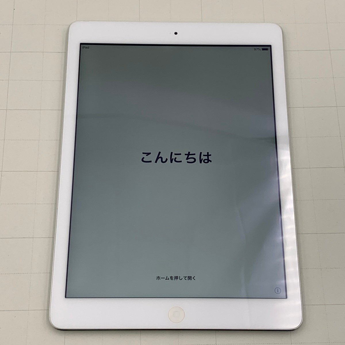 国産】 Apple iPad [シルバー MD788J/A 16GB Wi-Fiモデル Air 国産】 Apple iPad [シルバー MD788J/A 16GB Wi-Fiモデル Air