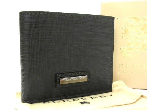 未使用に近い】バーバリー 二つ折り財布 TBモノグラム レザー 未使用に近い】バーバリー 二つ折り財布 TBモノグラム レザー