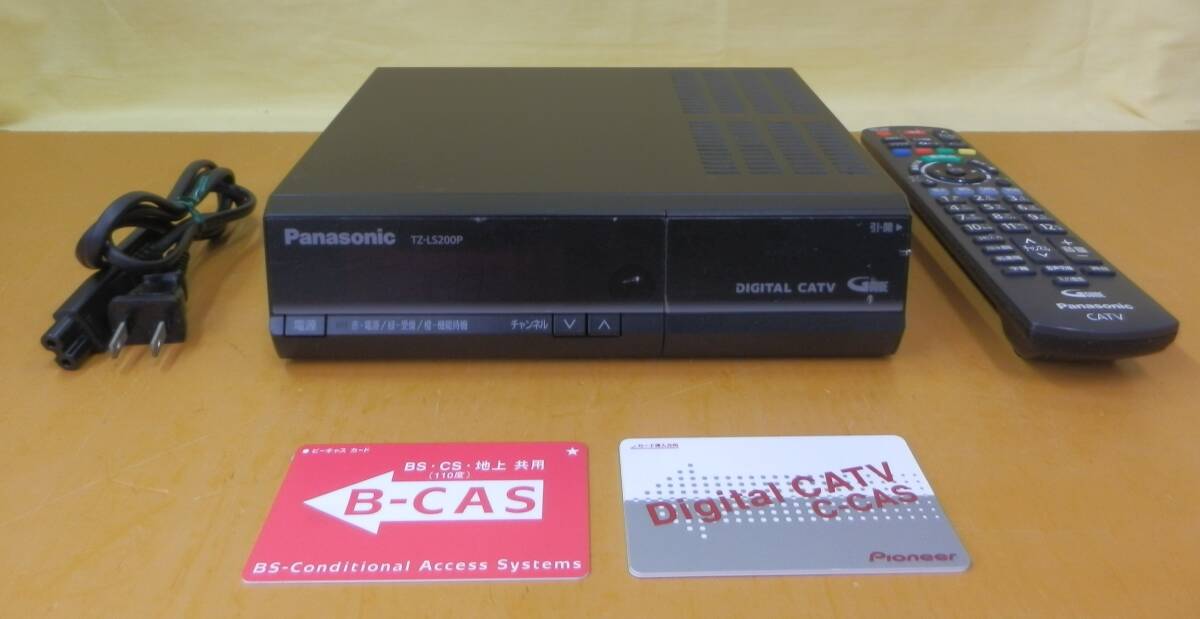 52インチ(動作確認済み)リモコン&B-CASカード付き イーサネットスイッチ／産業用／30W PoE+給電／4ポートRJ45 + 2