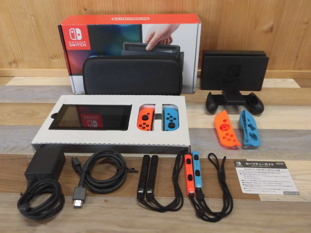 任天堂スイッチ(初期型) ※初期化済み 箱有り、オマケあり 即決可 任天堂スイッチ(初期型) ※初期化済み 箱有り、オマケあり 即決可
