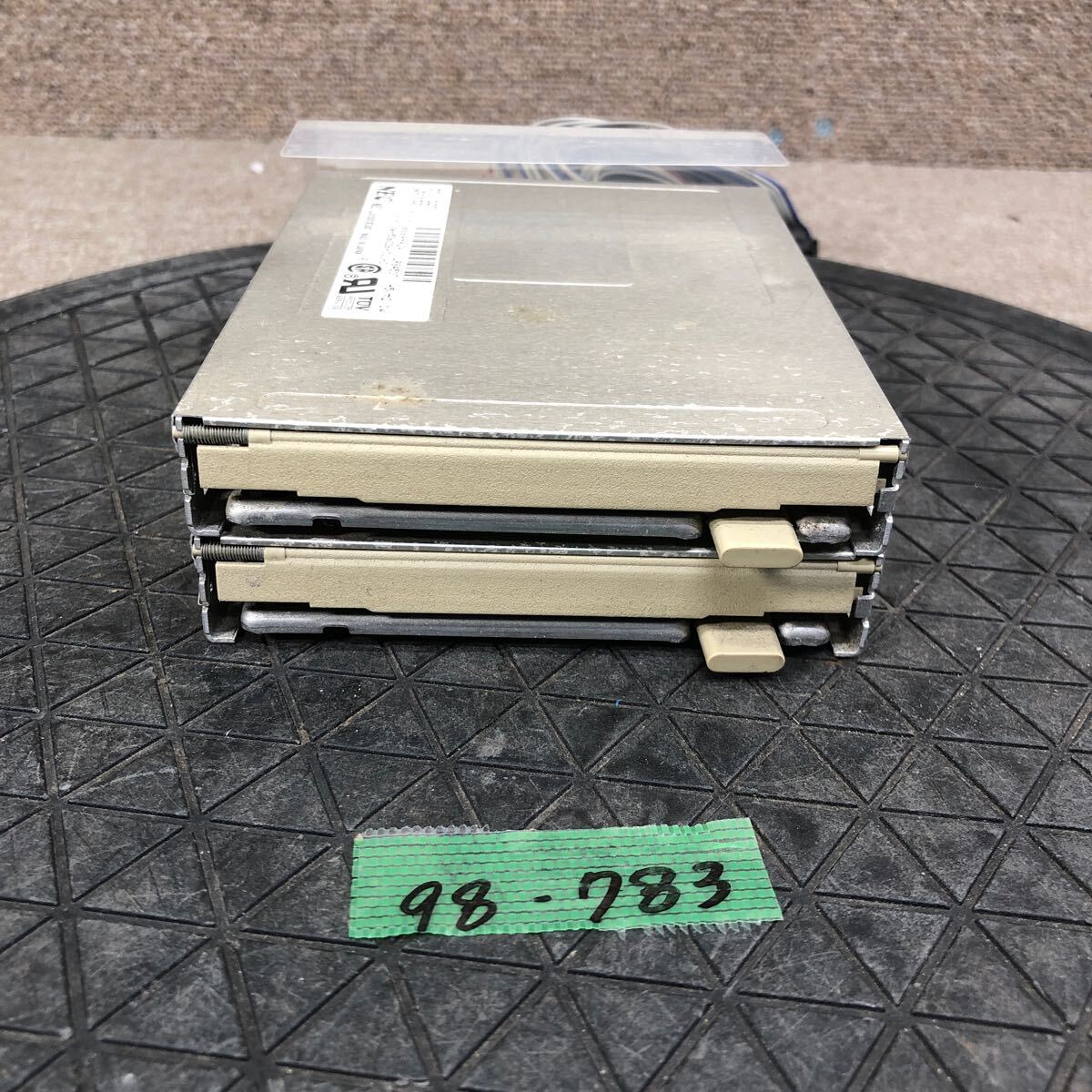 PC-9801/H98用Windows3.1 3.5インチFDD版 未開封新品 PC-9801/H98用Windows3.1 3.5インチFDD版 未開封新品 Yahoo