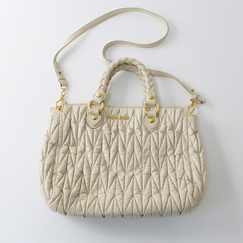 Yahoo!オークション -「archive bag」(ミュウミュウ) (み)の落札 Yahoo!オークション -「archive bag」(ミュウミュウ) (み)の落札