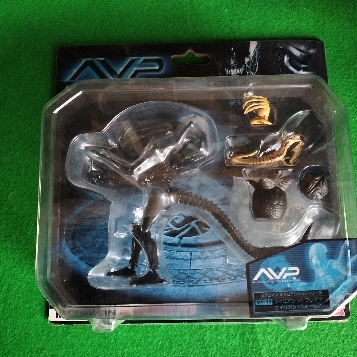 海洋堂/エイリアン•ウォーリアー台座(中古品) Yahoo!オークション -「エイリアンウォーリアー」(フィギュア