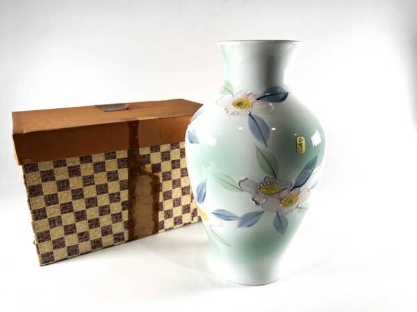 【送料無料・長期保管品】有田焼 正峰作 花瓶 花入れ 花模様