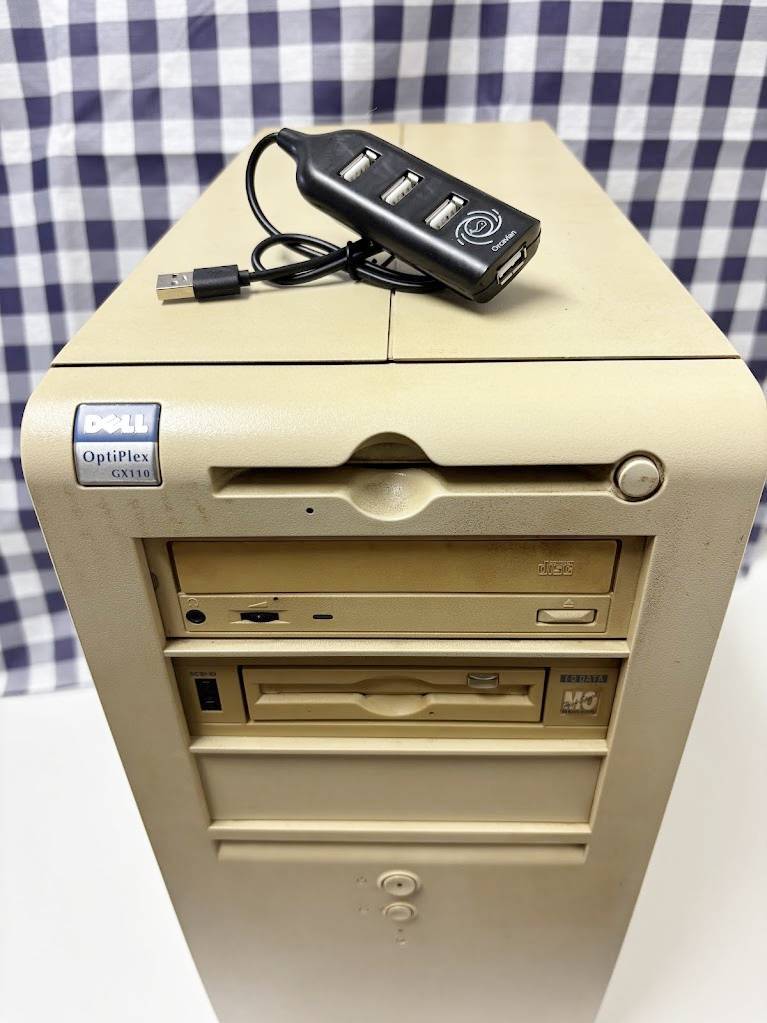 値下★ Win2000 動作良好 DELL OptiPlex GX110 Dell OptiPlex GX110 Intel Pentium III 600MHz 192MB NO HDD