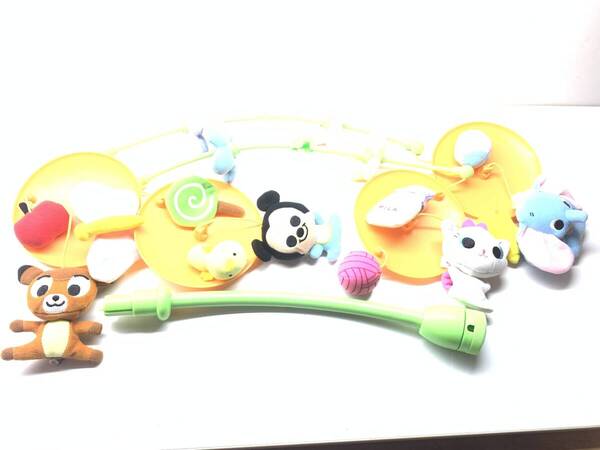 美品 ディズニーキャラクターズ やわらかガラガラメリーの上部分 人形一式