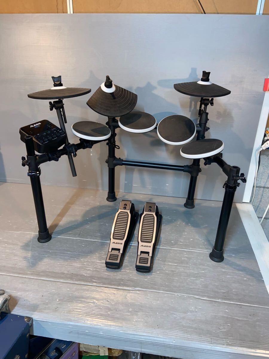 Yahoo!オークション -「品)alesis」(電子ドラム) (ドラム)の落札 Yahoo!オークション -「品)alesis」(電子ドラム) (ドラム)の落札