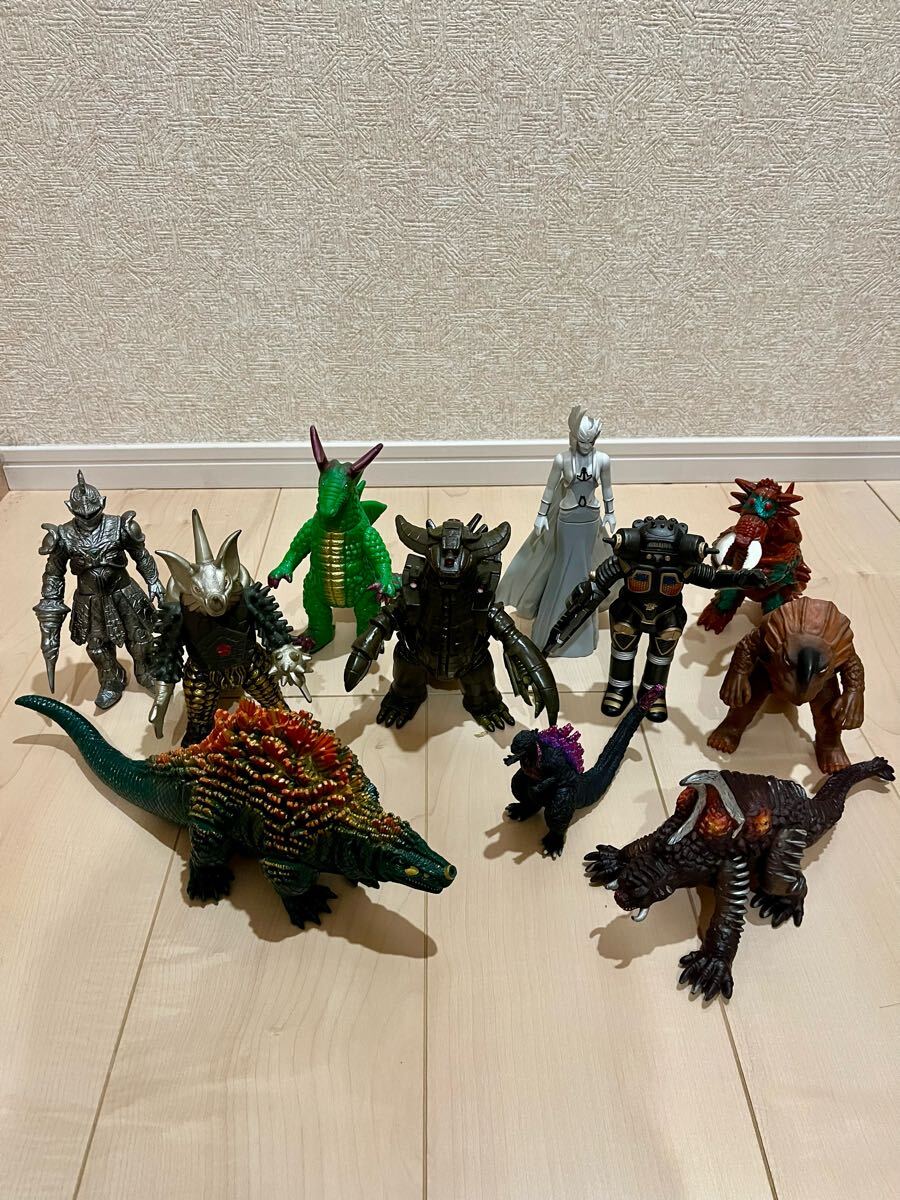 2025年最新】Yahoo!オークション -ウルトラ怪獣セットの中古品