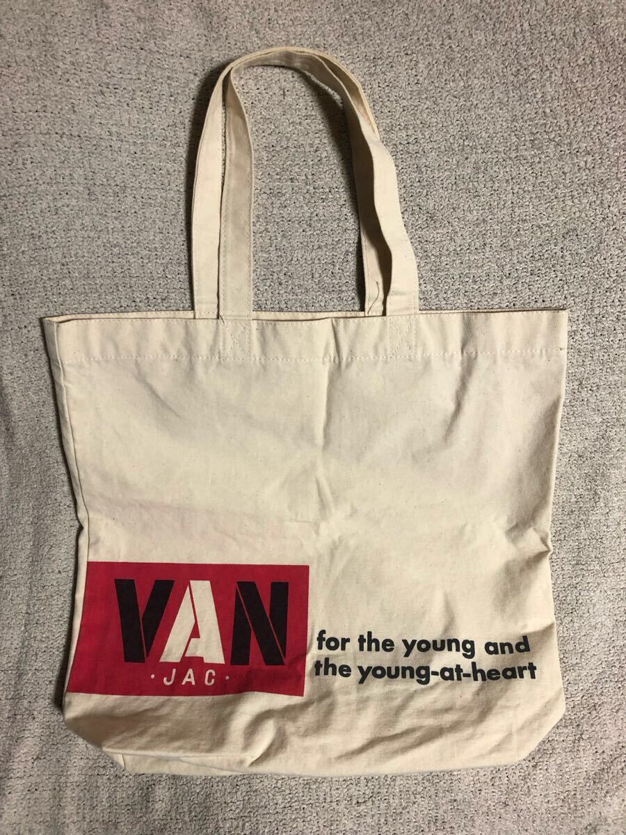 Yahoo!オークション -「van jac トートバッグ」の落札相場・落札価格 Yahoo!オークション -「van jac トートバッグ」の落札相場・落札価格