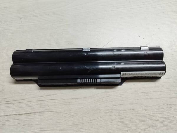 【純正】富士通 バッテリーパック FMVNBP194/10.8V/63Wh