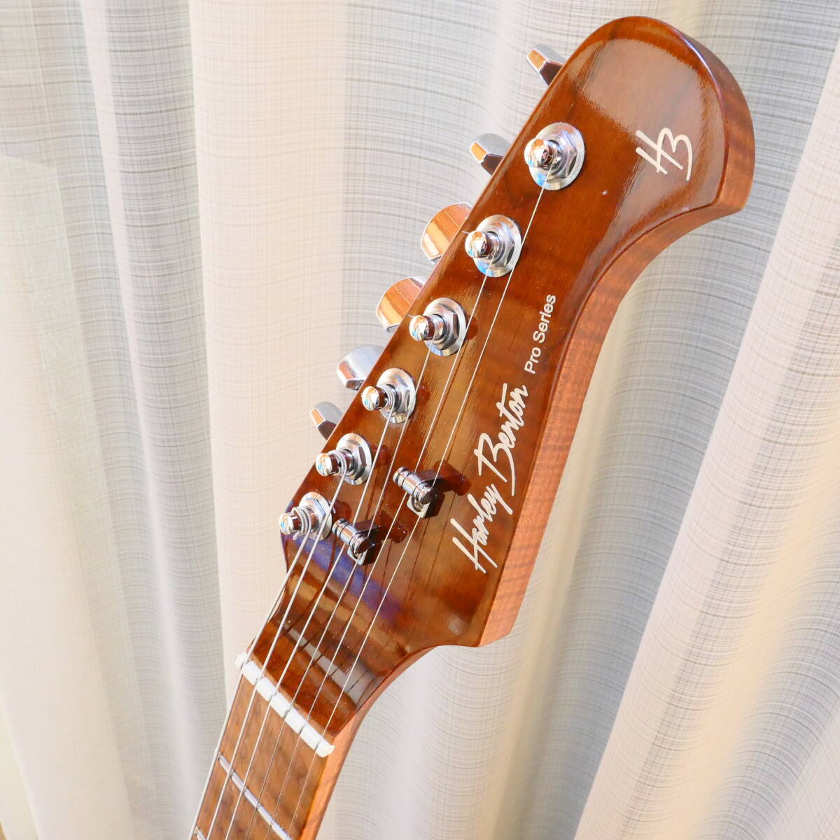 Harleybenton Fusion-III HSH Roasted ハーレーベントン エレキギター 美品 ストラトシェイプ Harley Benton