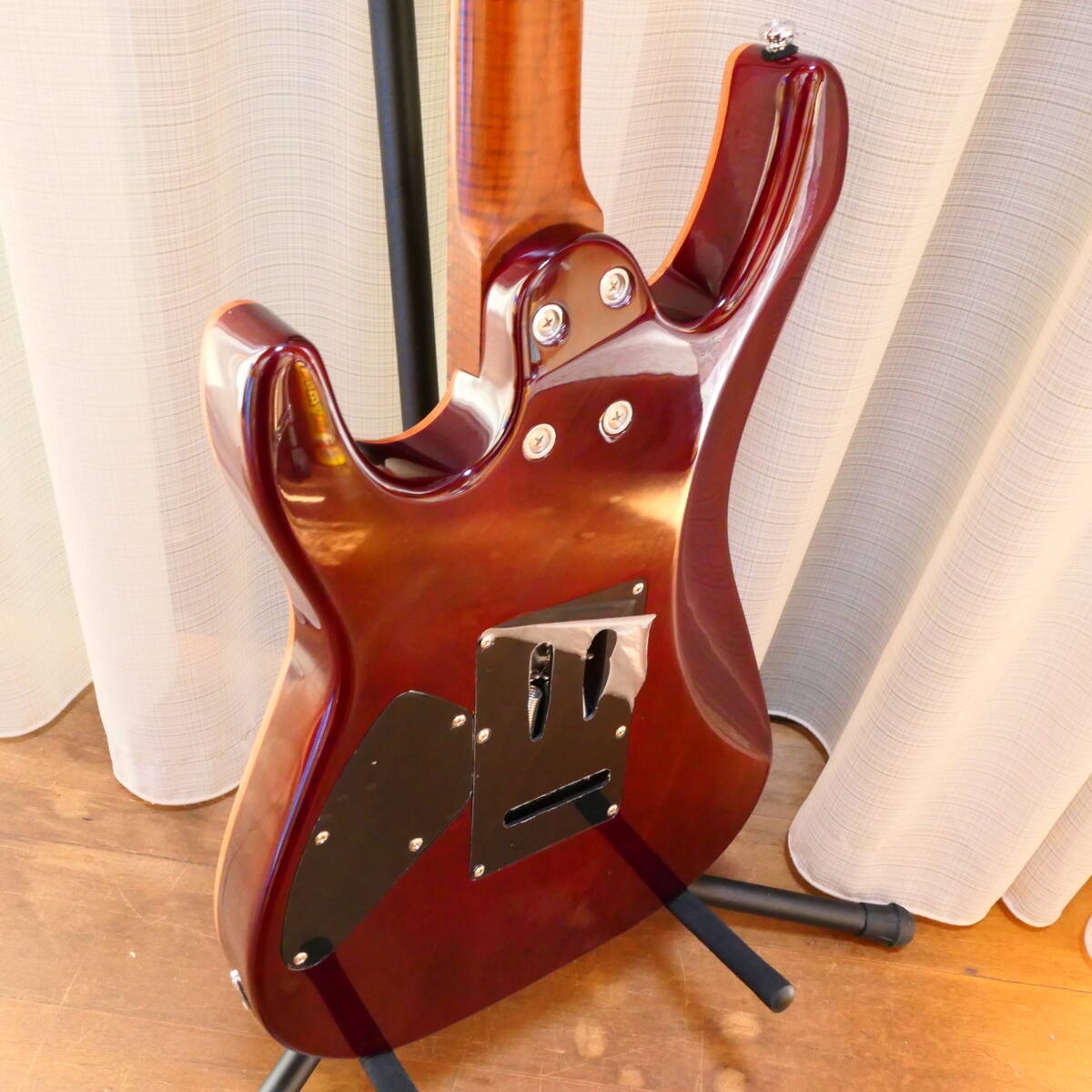 Harleybenton Fusion-III HSH Roasted ハーレーベントン エレキギター 美品 ストラトシェイプ Harley Benton