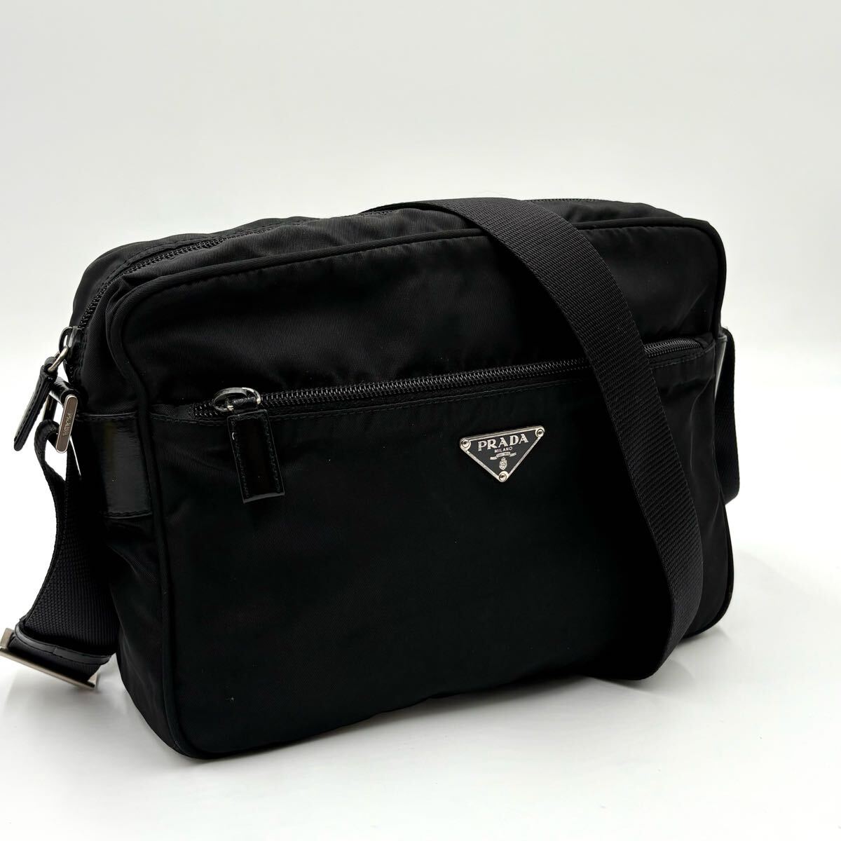 Yahoo!オークション -「prada プラダ レザー カメラバッグ Yahoo!オークション -「prada プラダ レザー カメラバッグ