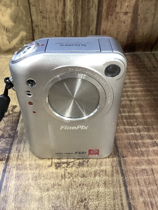 Yahoo!オークション -「finepix f601」の落札相場・落札価格 Yahoo!オークション -「finepix f601」の落札相場・落札価格
