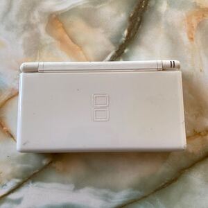 【N6】ニンテンドーDS Lite本体 ホワイト USG-001 任天堂 カセット付き メタルマックス3【動作未確認】【60s】