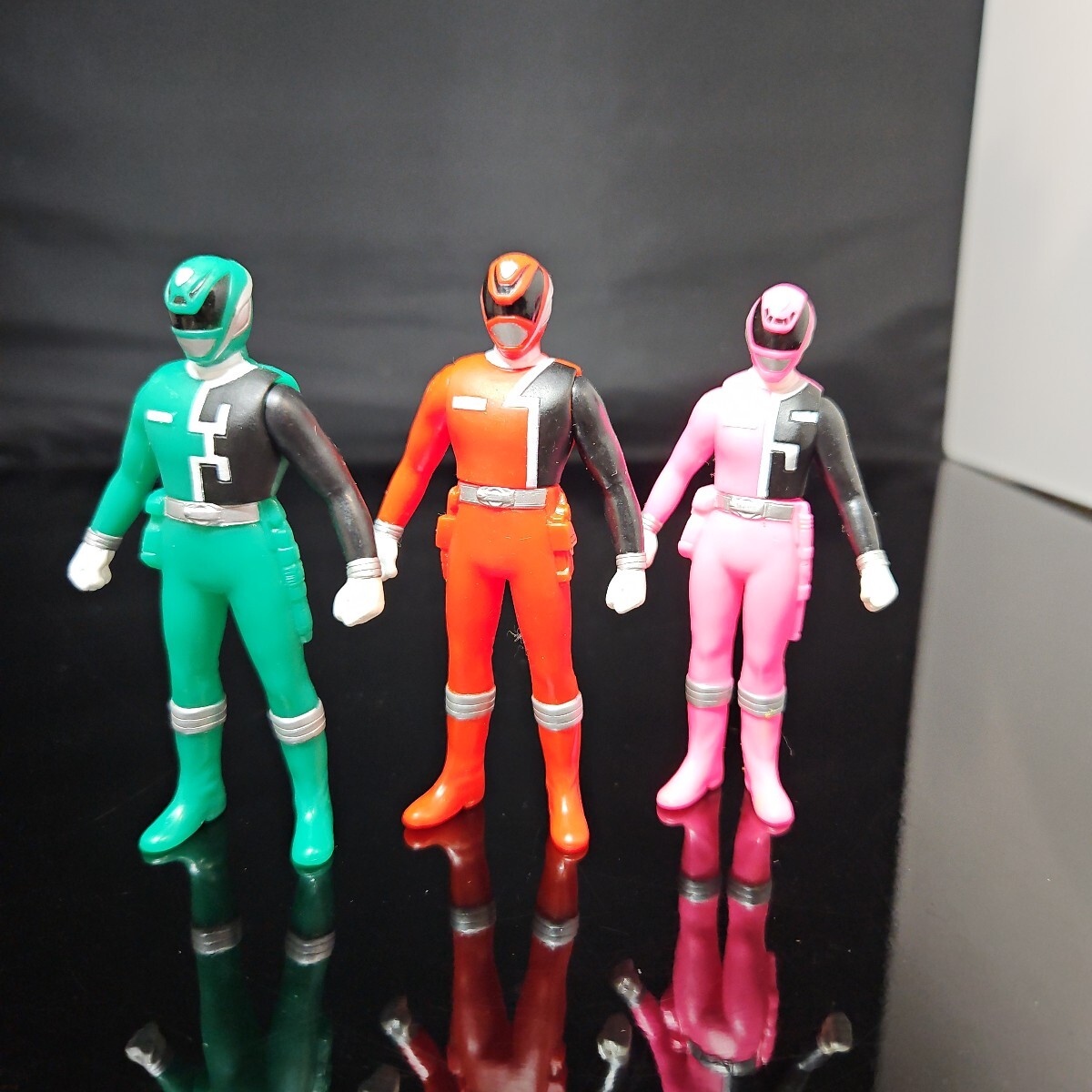 Amazon.co.jp: 食玩 プレイヒーロー 特捜戦隊 デカレンジャー