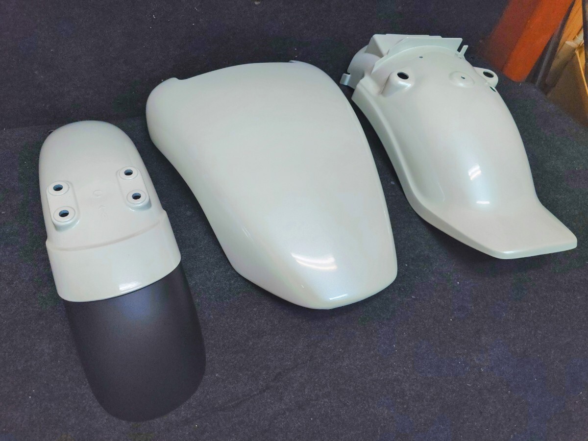 Yahoo!オークション -「v-max 1200 タンクカバー」(オートバイ Yahoo!オークション -「v-max 1200 タンクカバー」(オートバイ