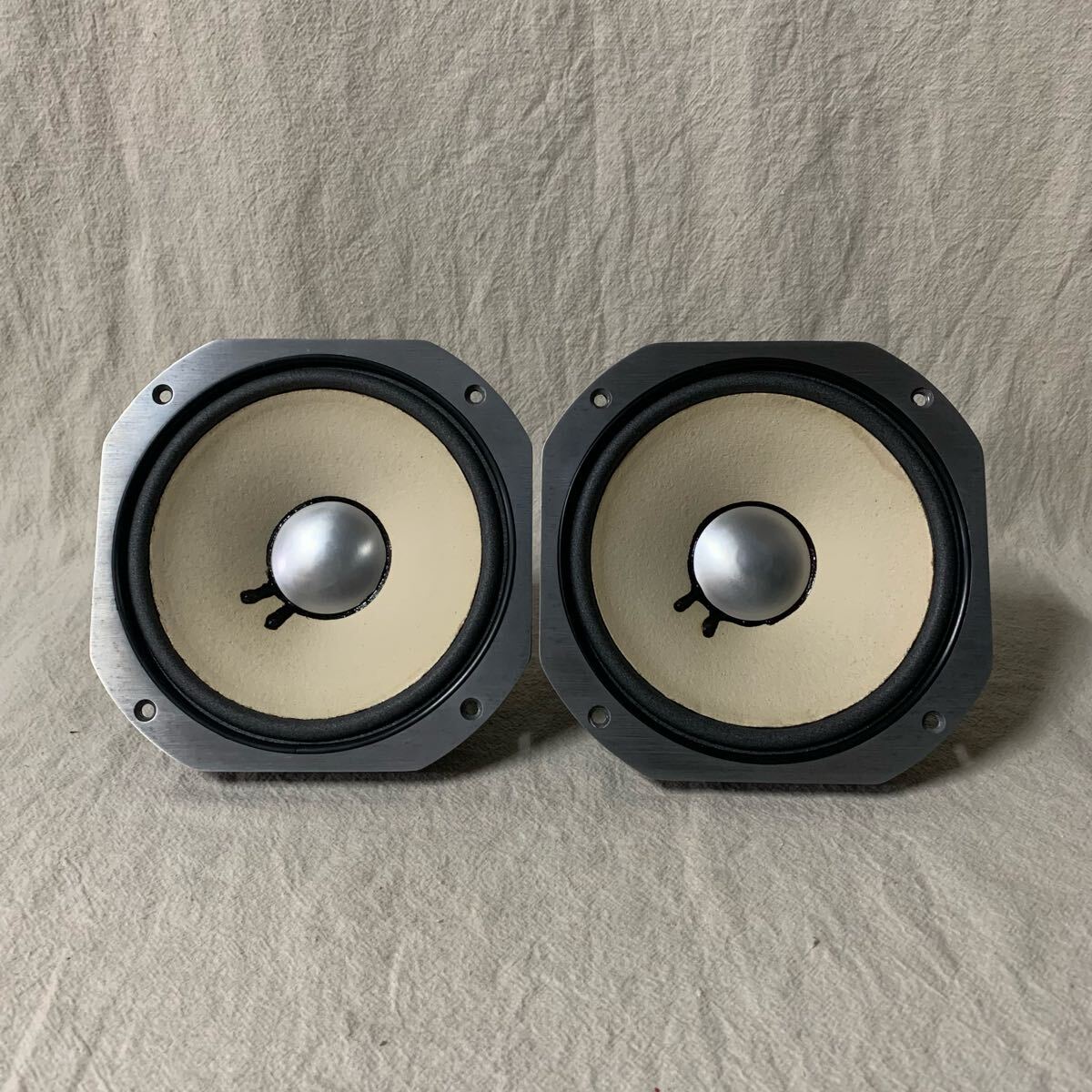 Yahoo!オークション -「シリアル連番ペア」(JBL) (一般)の落札 Yahoo!オークション -「シリアル連番ペア」(JBL) (一般)の落札