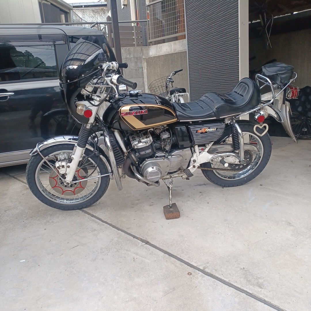 未使用・新品 旧車 希少 スズキロゴフィンホーン GT750・GT380