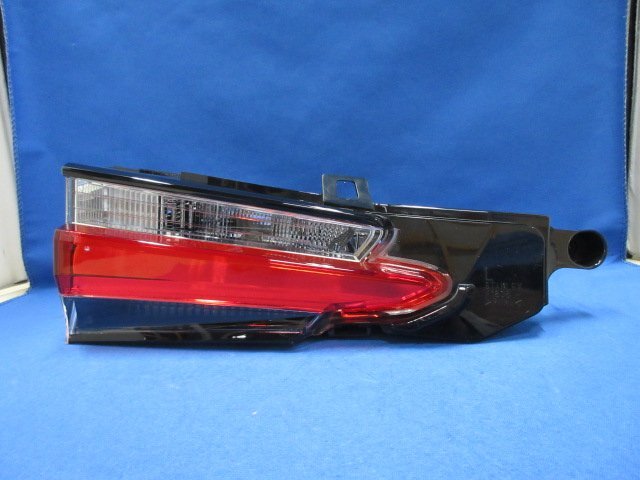 レクサス NX AAZH25 純正 右 テール【 ICHIKOH 78-47 】 - メルカリ