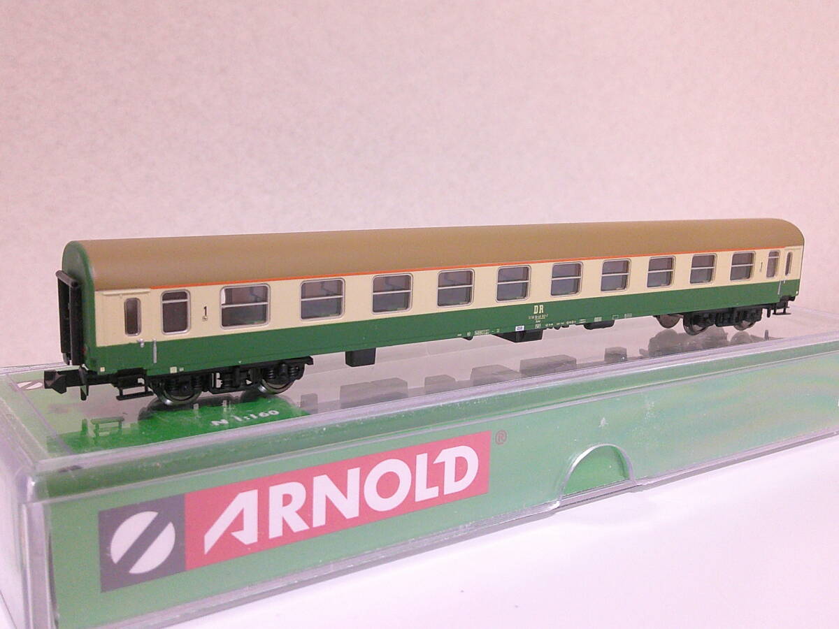 【超特価】 ARNOLD #HN2182 OeBB(オーストリィア国鉄) Rh.2050 外国車輌