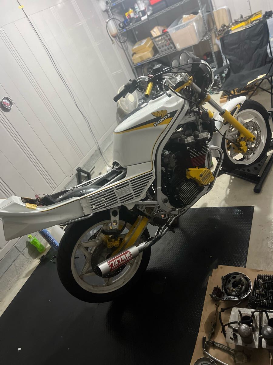 Yahoo!オークション -「cbr400f 外装セット」の落札相場・落札価格
