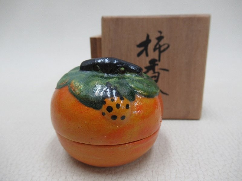 陶磁器の香合(柿型3個) Yahoo!オークション -「茶道具 香合 柿」の落札相場・落札価格