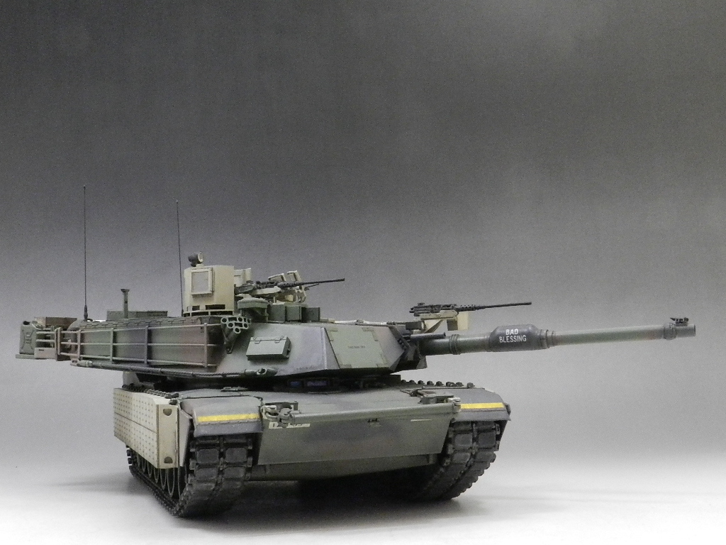 Yahoo!オークション -「m1エイブラムス」(完成品) (戦車、軍用
