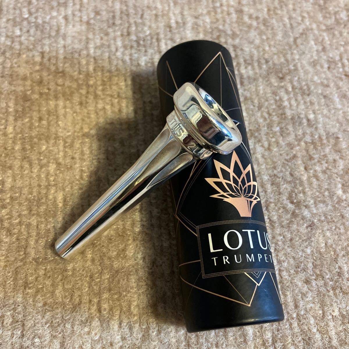Yahoo!オークション -「lotus」(トランペット) (管楽器)の落札 Yahoo!オークション -「lotus」(トランペット) (管楽器)の落札