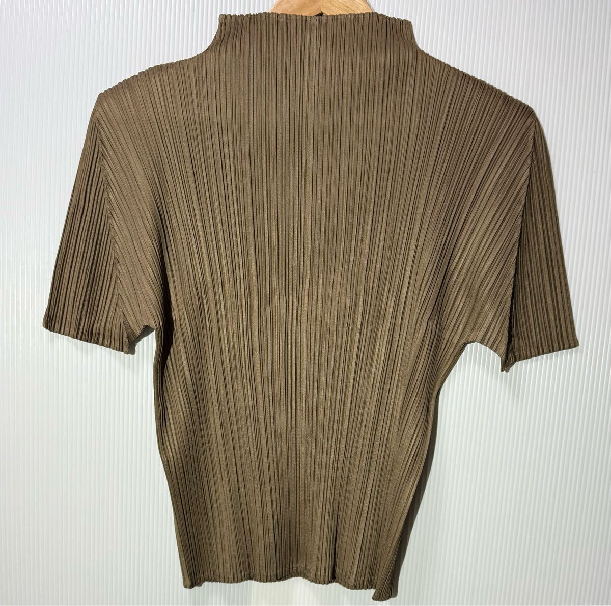 美品 PLEATS PLEASE イッセイミヤケ ボトルネックカットソー Yahoo!オークション -「ボトルネックカットソー」(イッセイ