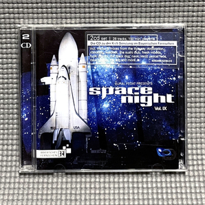 【送料無料】 Aural Float - Space Night Vol. IX 【2枚組 CD】 Warner Strategic Marketing - 5050466-5209-2-0