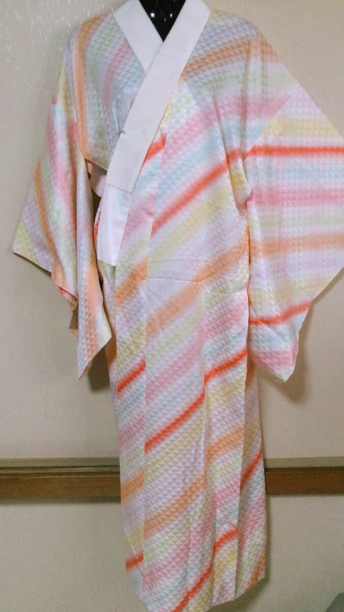 絹交織 刺繍半衿 半襟 絽 夏物 色半襟 小花柄 全4種 | 着物通販店 枠