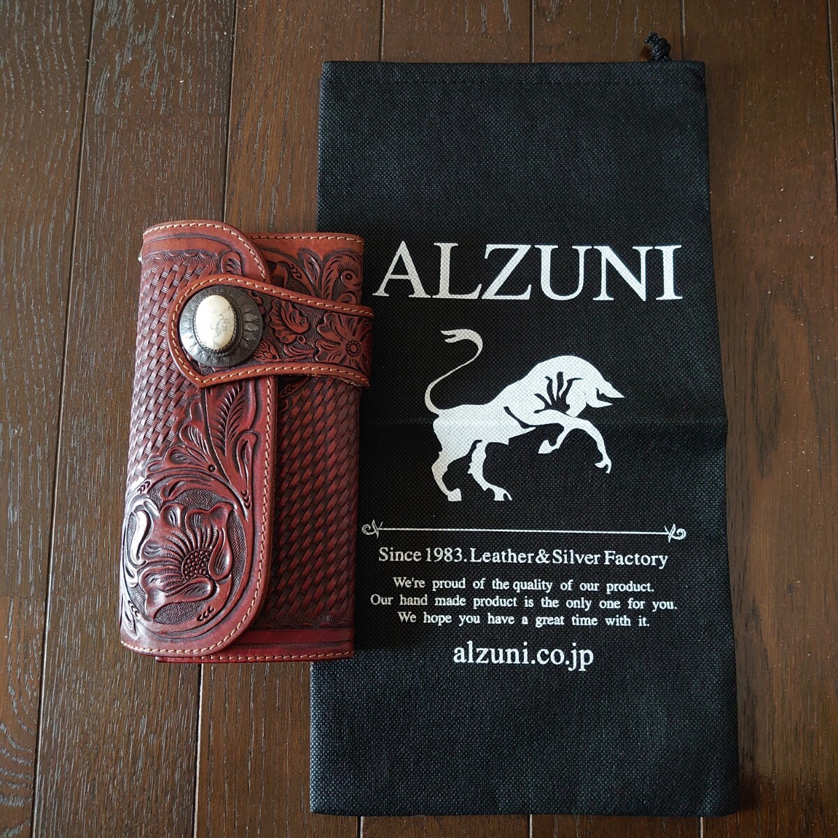 Yahoo!オークション -「アルズニ ウォレット alzuni」の落札相場 Yahoo!オークション -「アルズニ ウォレット alzuni」の落札相場