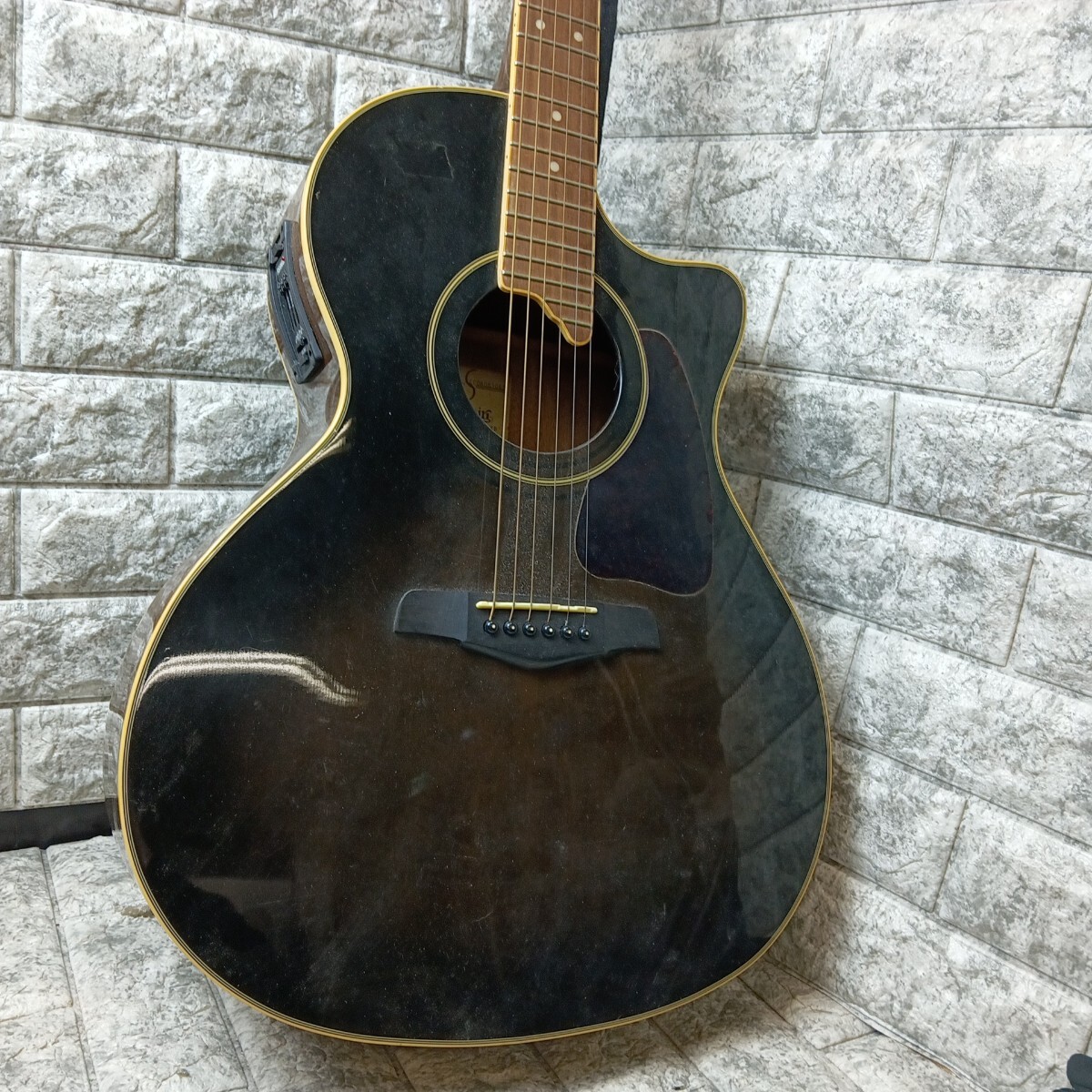 Gibson アコースティックギターJ-45 Deluxe中古品()売却済みです