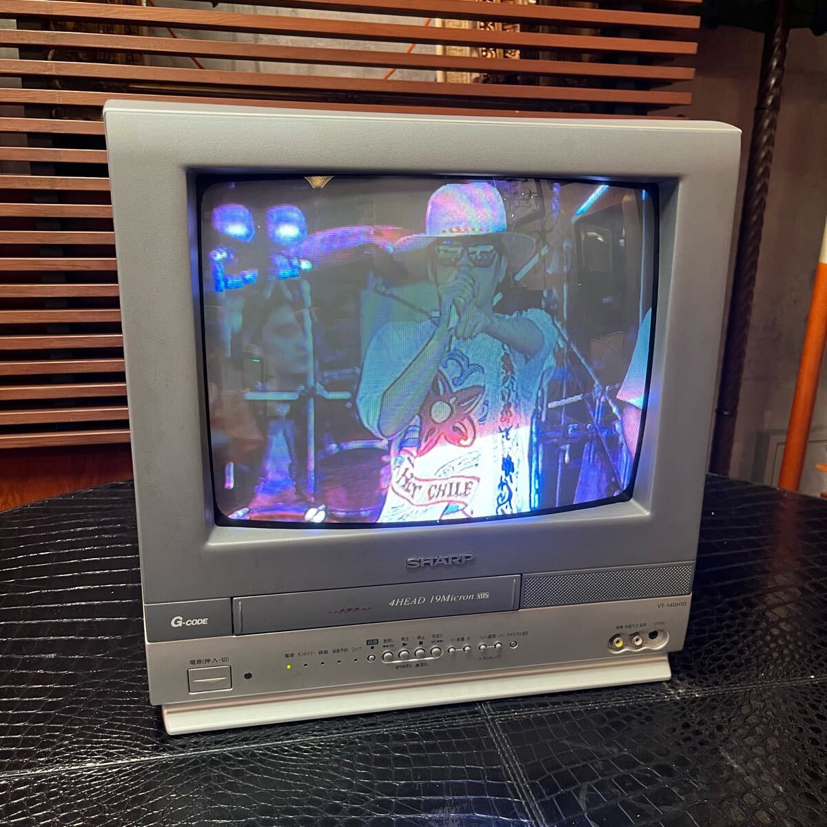 Yahoo!オークション -「sharpテレビデオ」(ビデオ内蔵型テレビ Yahoo!オークション -「sharpテレビデオ」(ビデオ内蔵型テレビ